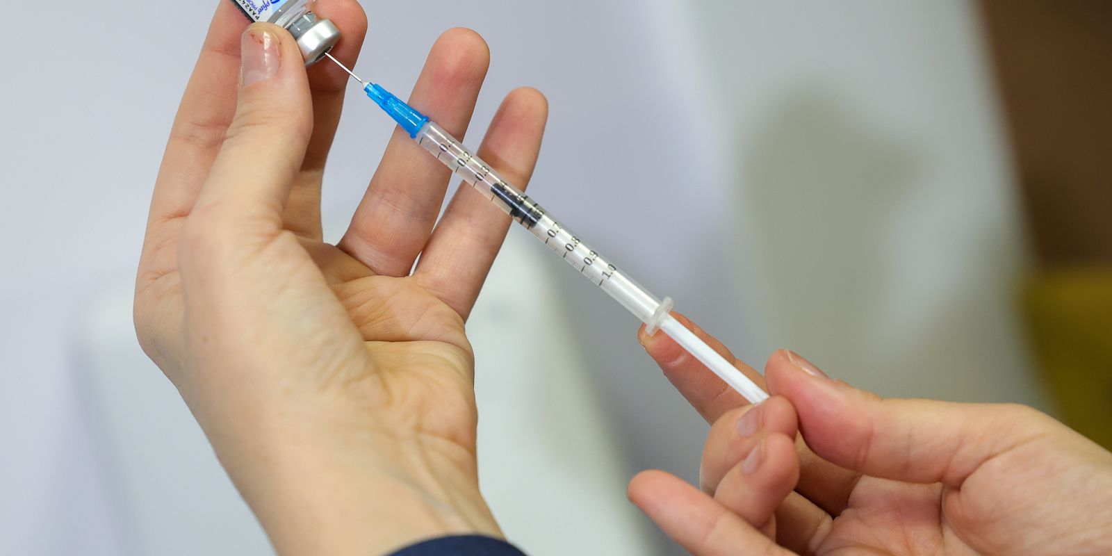 Fiocruz indica redução nacional de SRAG, mas Influenza B avança em estados