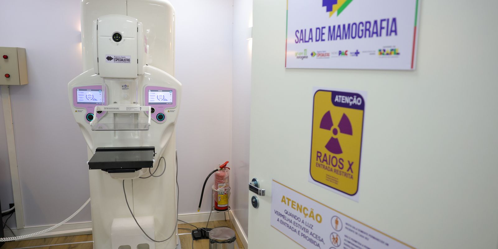 Procedimentos de cirurgias plásticas de mama no SUS avançam 54% em dez anos